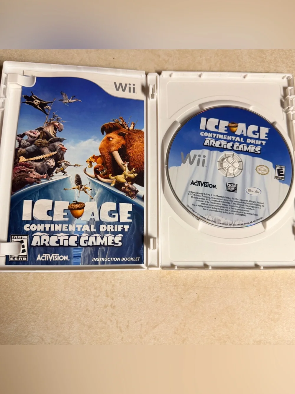 Madagascar 3 - Smurfs 2 - Ice Age Nintendo Wii Games - Bundle